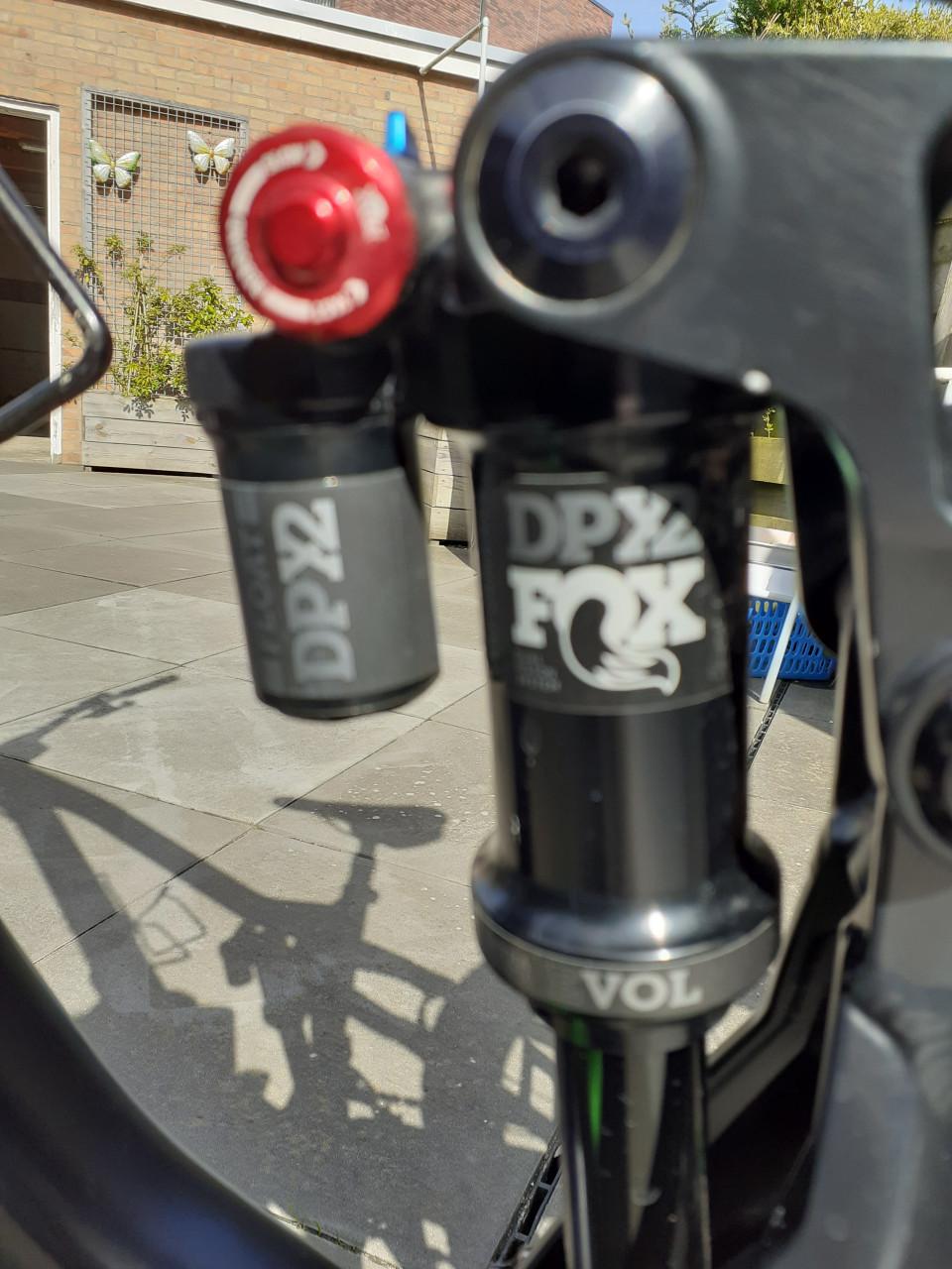 Vitus Sommet 29 full Suspension Downhill bike