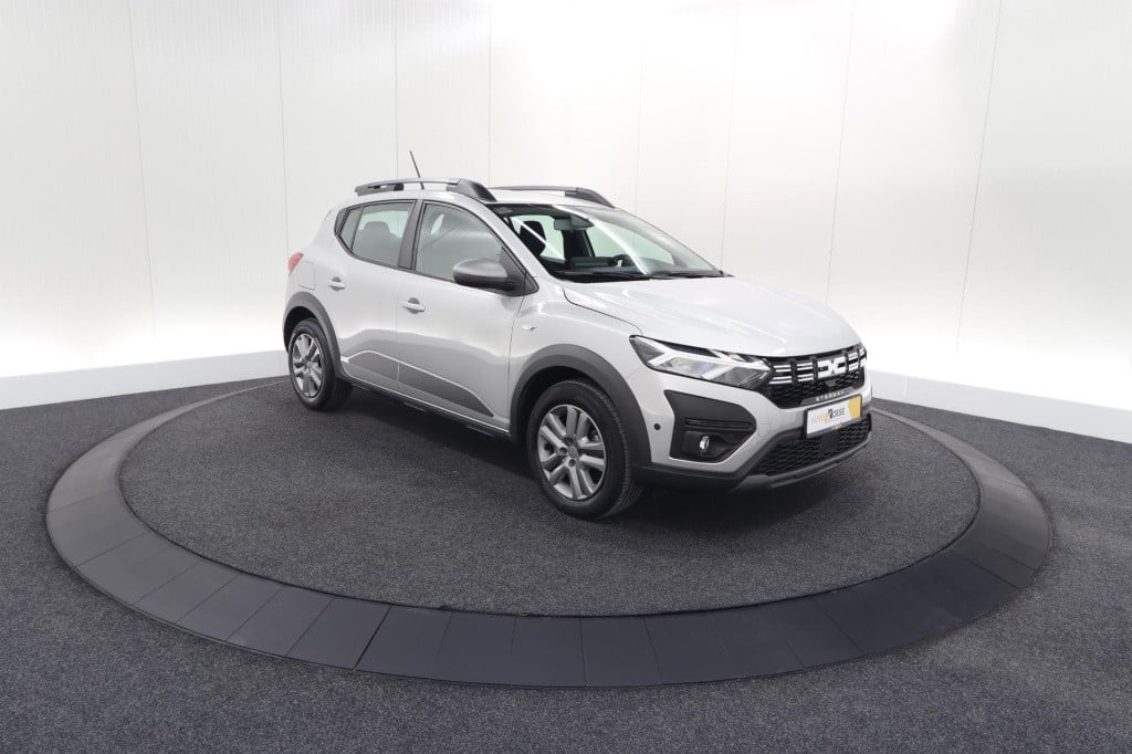 Dacia Sandero Stepway tce 90 expression | camera | dodehoekdetectie | navig
