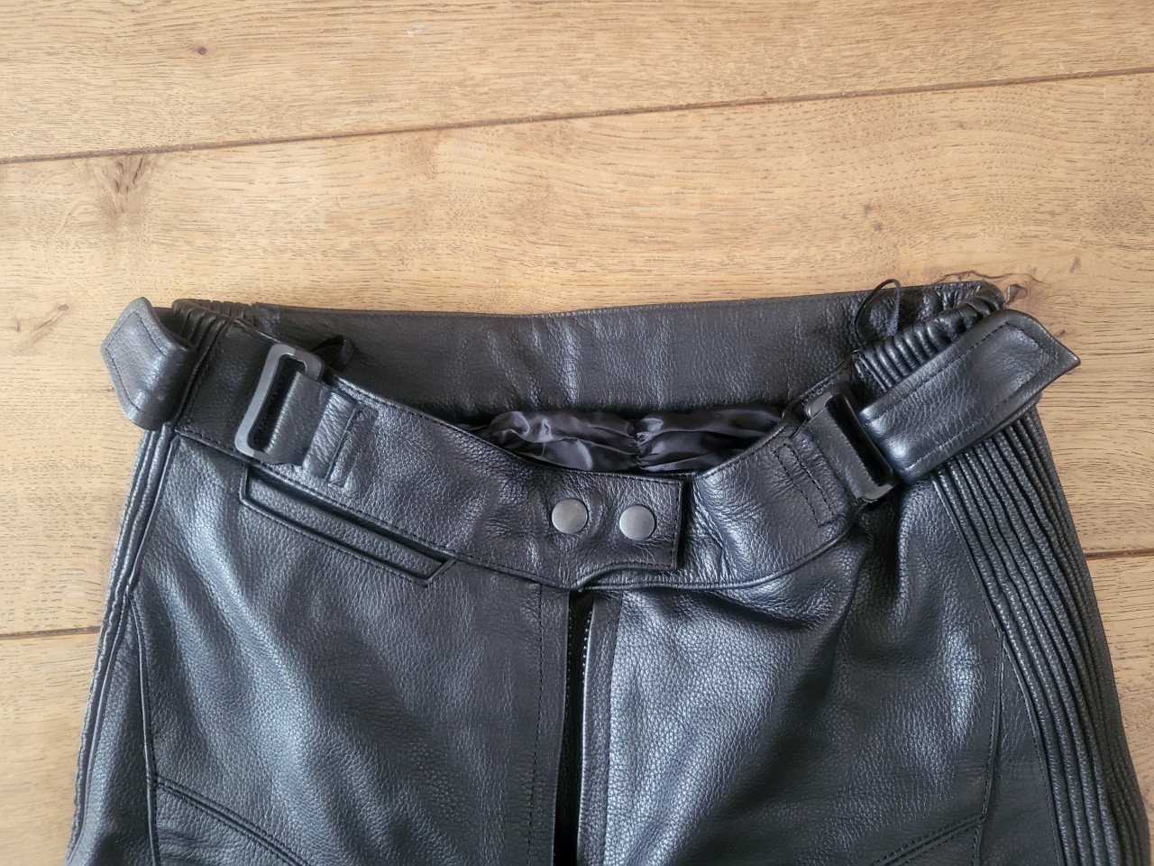 Motorjas, broek en schoenen