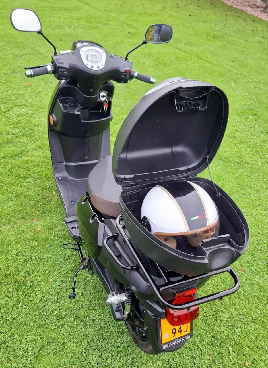 FD F7 - Vol Electric Deliroad/730 km/1e eigenaar / Bieden v.a € 1250