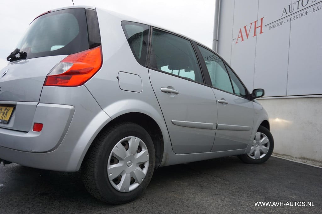 Renault Scenic 1.6-16v business line