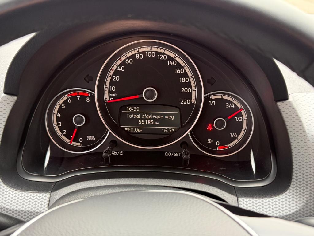 Volkswagen UP! 1.0 active 5-deurs | lichtmetalen velgen | mistlampen | extr