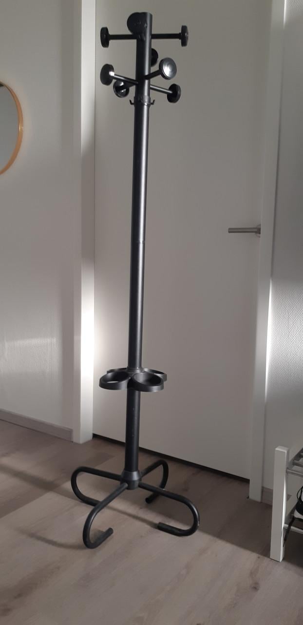 Mooie stevige zwarte kapstok