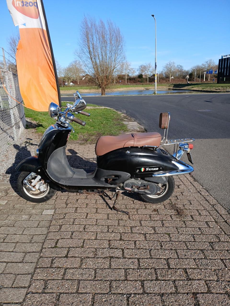 Retro scooter