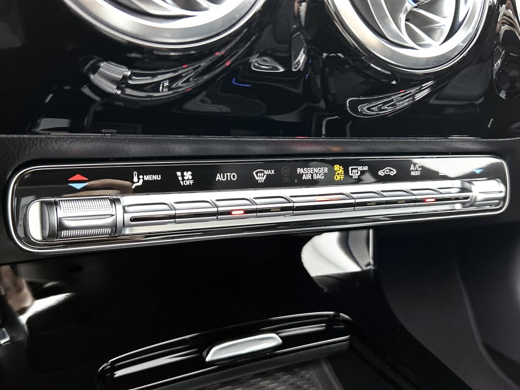 Mercedes-Benz Cla 250 e business solution amg | nightpakket | parkeerpakket