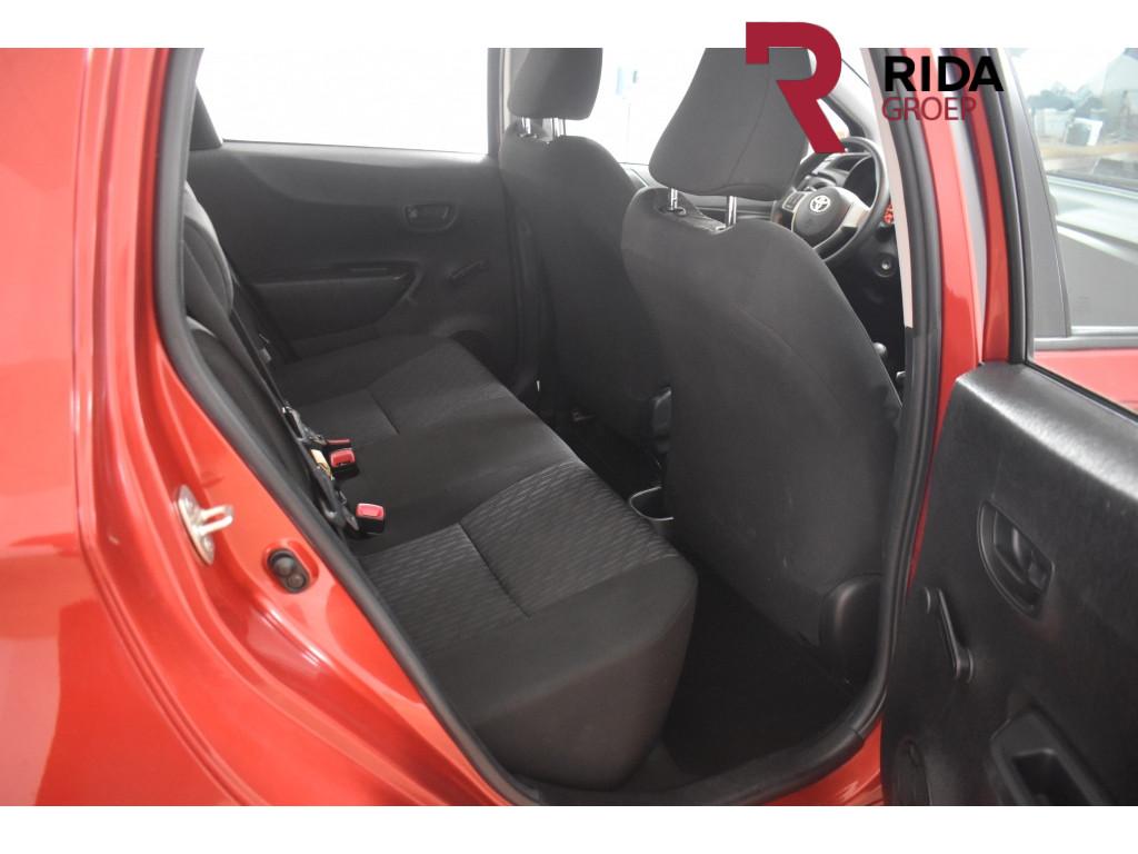 Toyota Yaris 1.0 vvt-i now 5 deurs