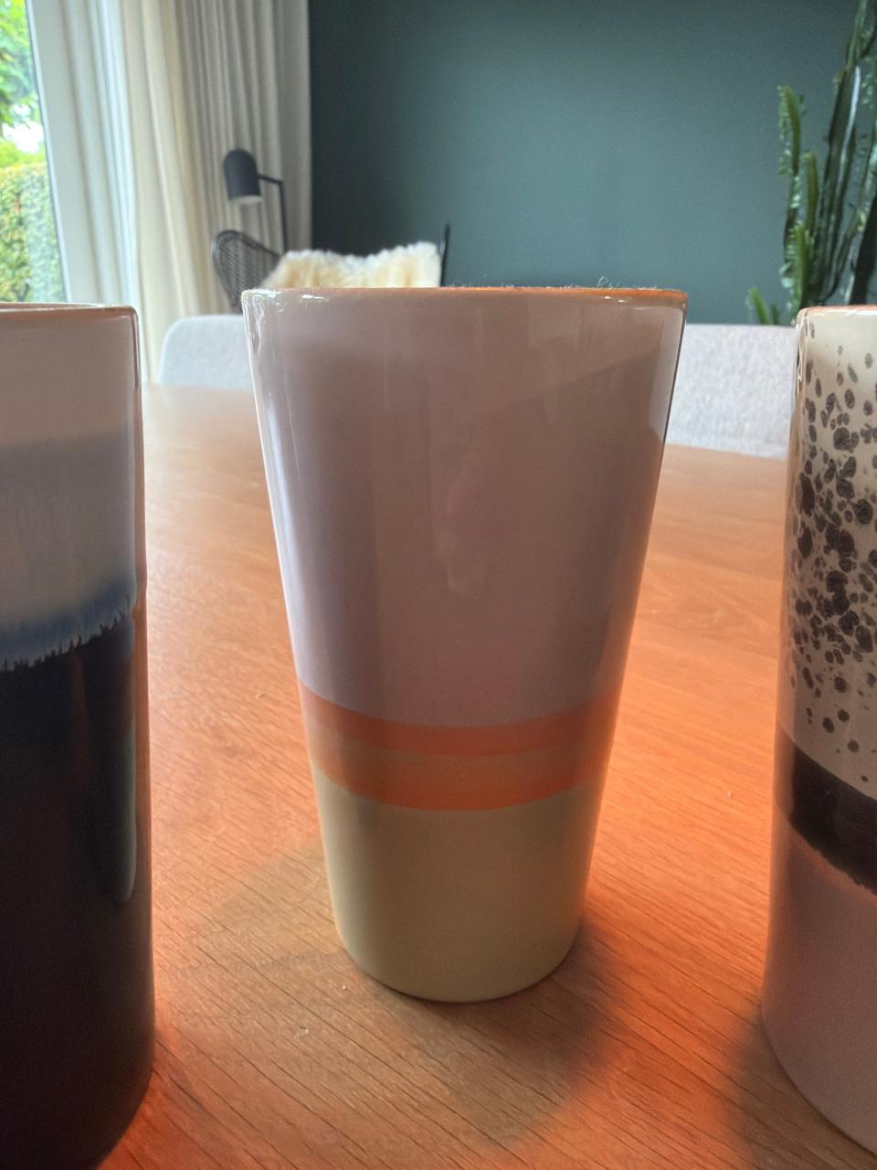3x HK Living ‘70s lattemok