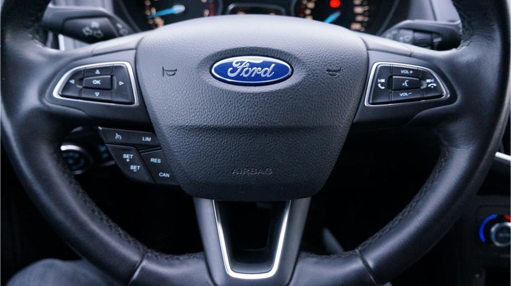 Ford Focus wagon 1.5 titanium edition rijklaar incl. garantie