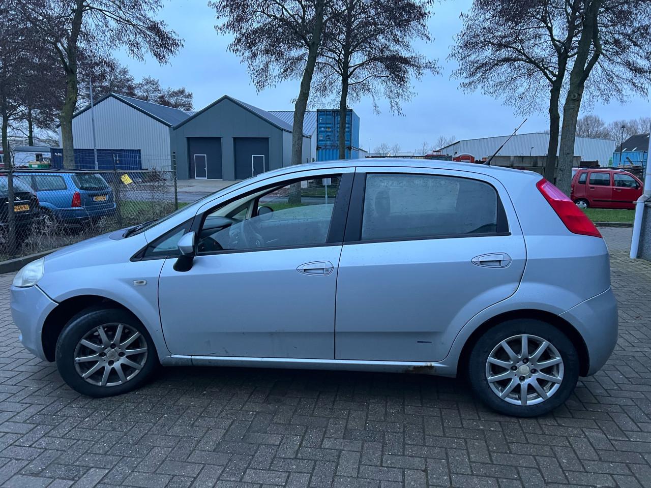 Fiat Grande Punto 1.4Dynamic € 1099