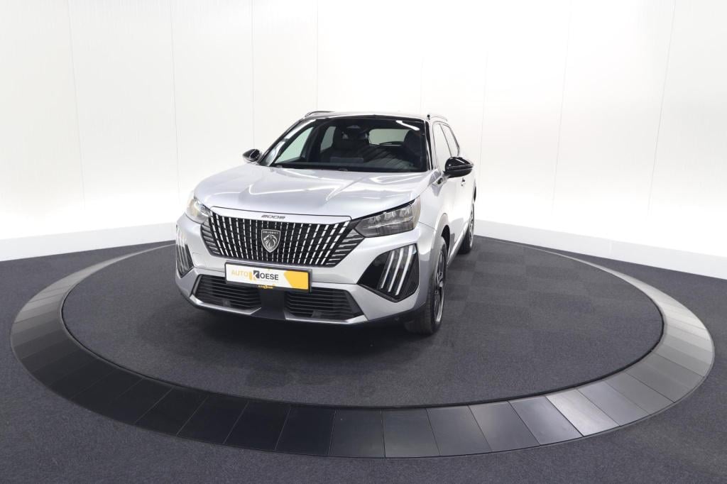 Peugeot 2008 1.2 hybrid 145 gt | camera | apple carplay | parkeersensoren