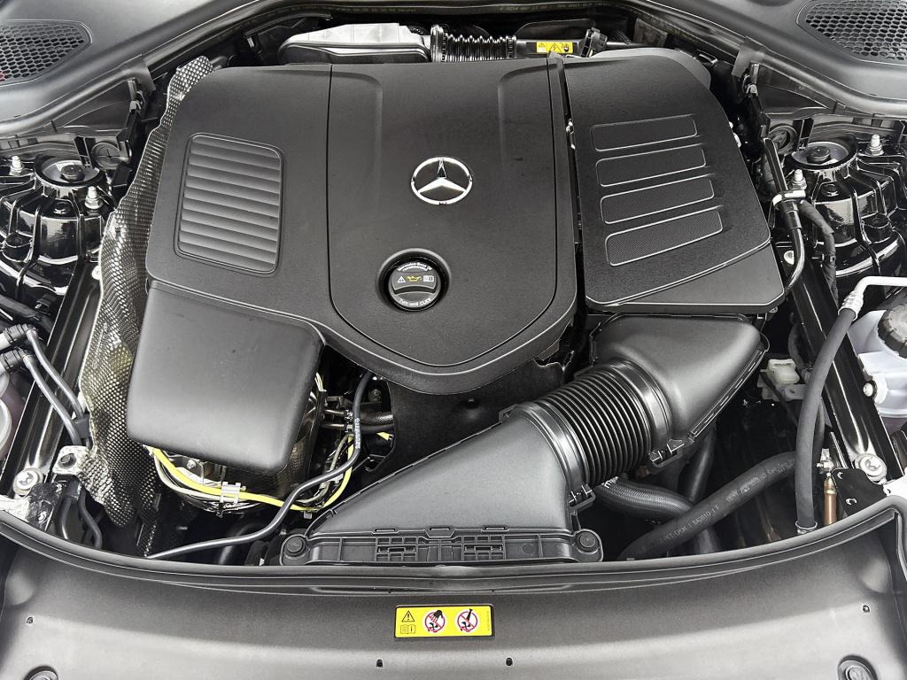 Mercedes-Benz E-Klasse 300 e business solution amg | premium pakket | winte