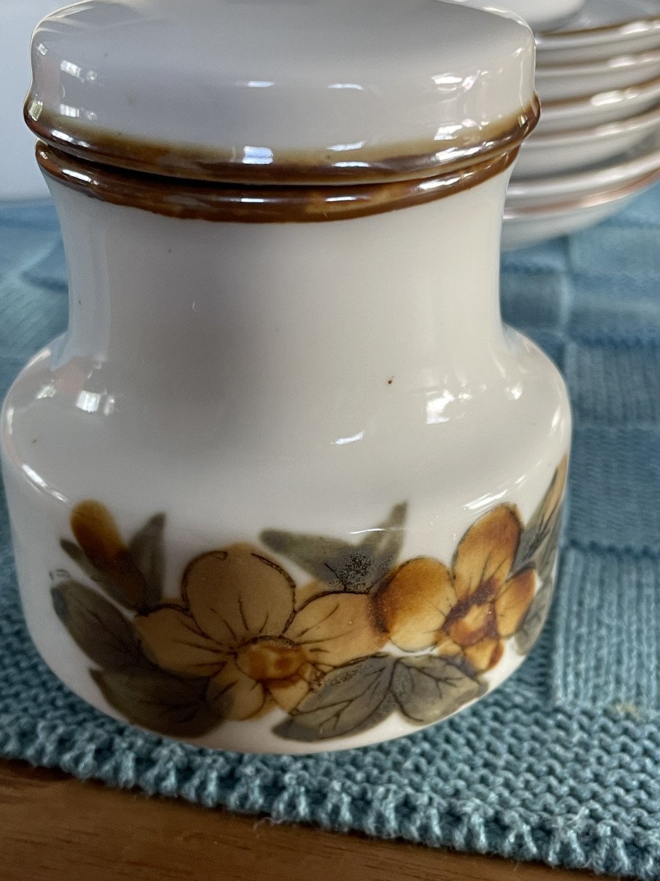 Retro ontbijtservies