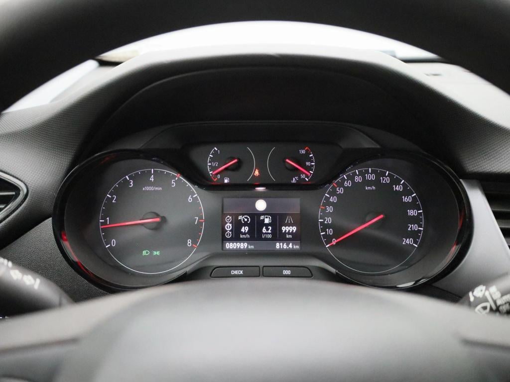 Opel Crossland X 1.2 edition | parkeersensoren achter | navigatie | airco |