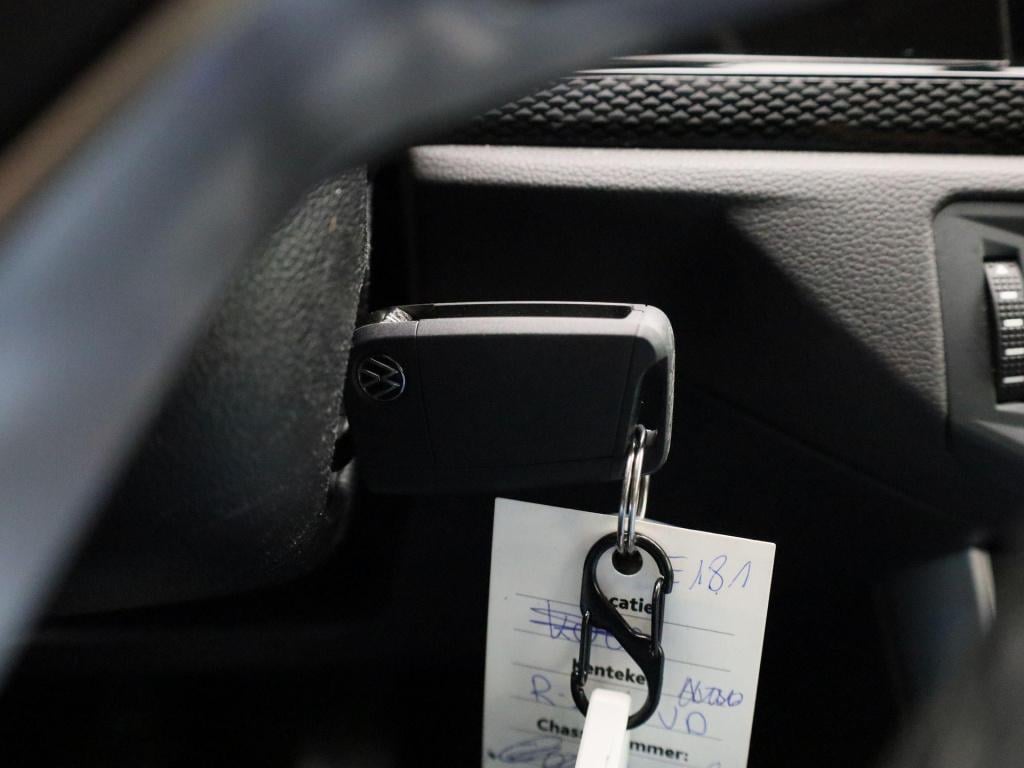 Volkswagen Polo 1.0 tsi life business | apple carplay / android auto | stoe