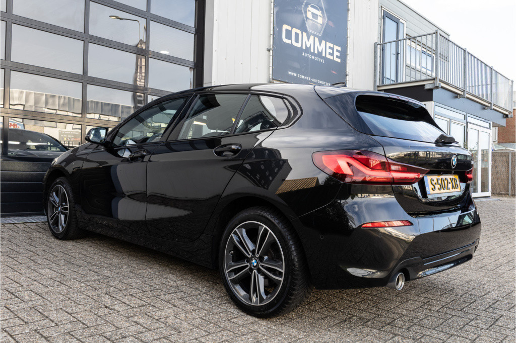 BMW 1 Serie 118i sport line business edition ✅1jaarbovag✅cam✅nav✅apple✅cc