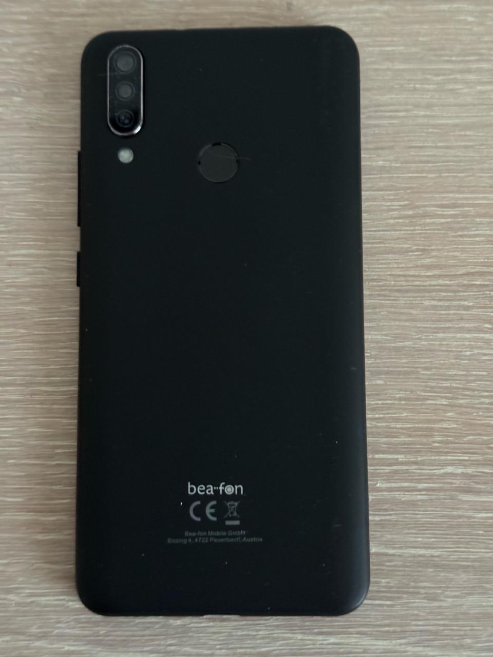 Beafon M6s Premium Seniorentelefoon, compleet met doos en accessoires