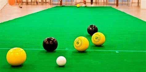 Koersbal mat en ballen professioneel - gebruikt in zeer goede staat