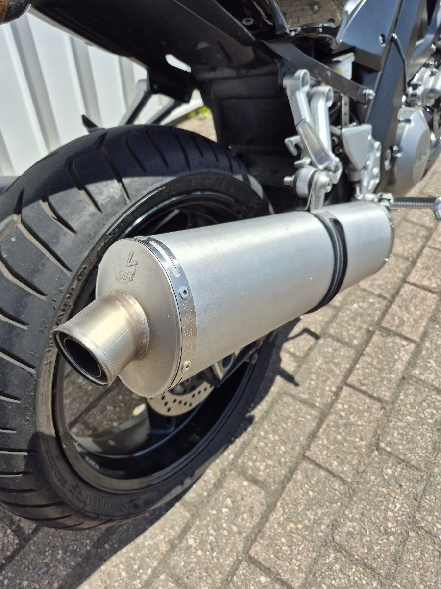 Suzuki SV1000N uit 2006, dikke naked bike
