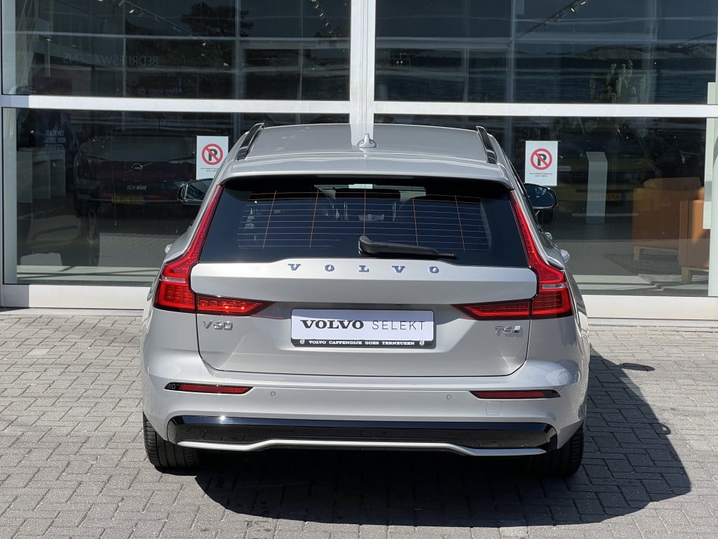 Volvo V60 t6 398pk recharge plus dark| adap.cruise| 360camera| trekaak