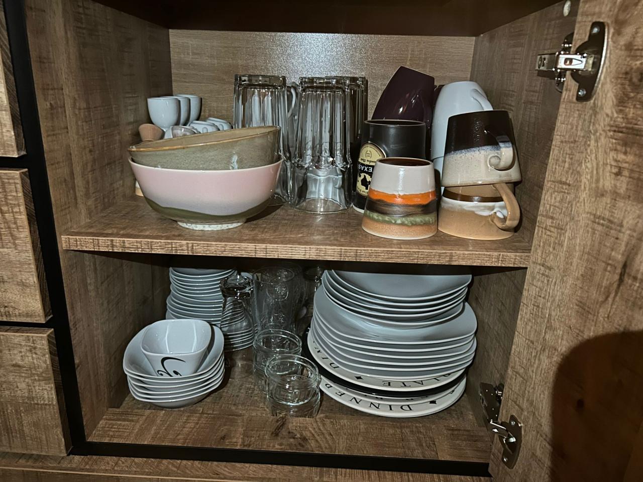 Lichtbruin mangohouten dressoir