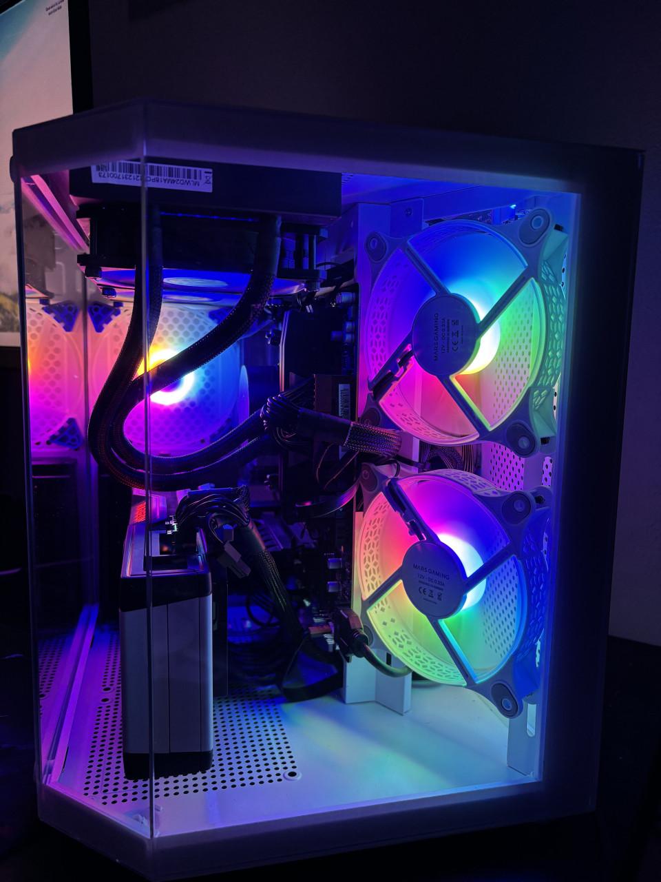 Game PC Ryzen 5 7600X en RX 6700 XT