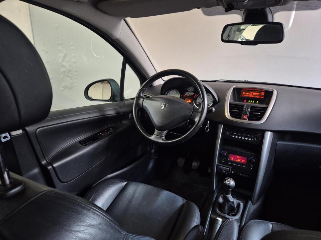 Peugeot 207 1.6 vti xs