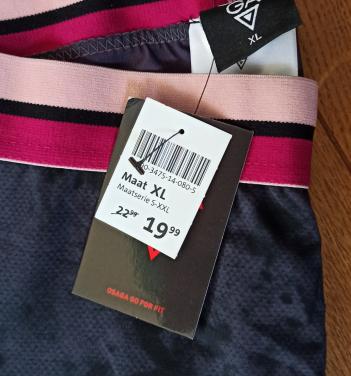 (1 = €8 / 2 = €14) - OSAGA dames sportlegging maat XL - Nieuw -