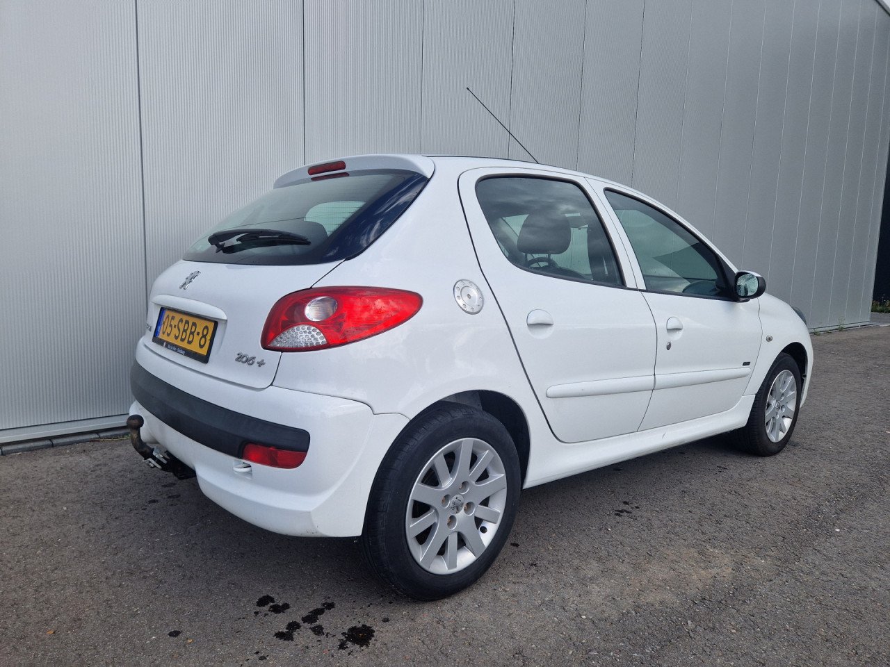 Peugeot 206 + 1.4 Sportium