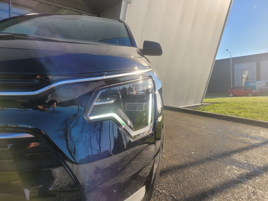 Kia Niro 1.6 gdi phev launch edition