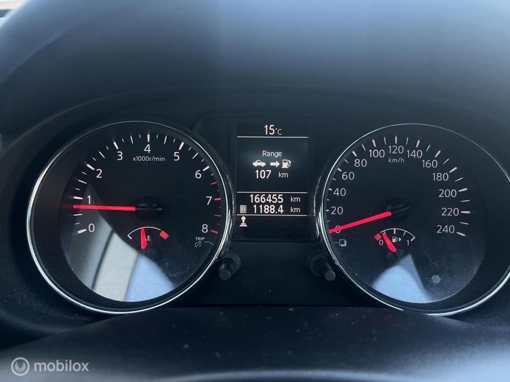 Nissan Qashqai 1.6 connect edition