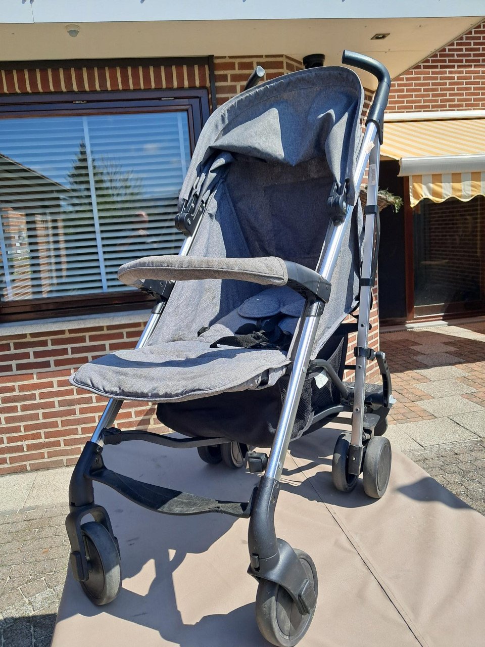 Pericles buggy met regenzeil