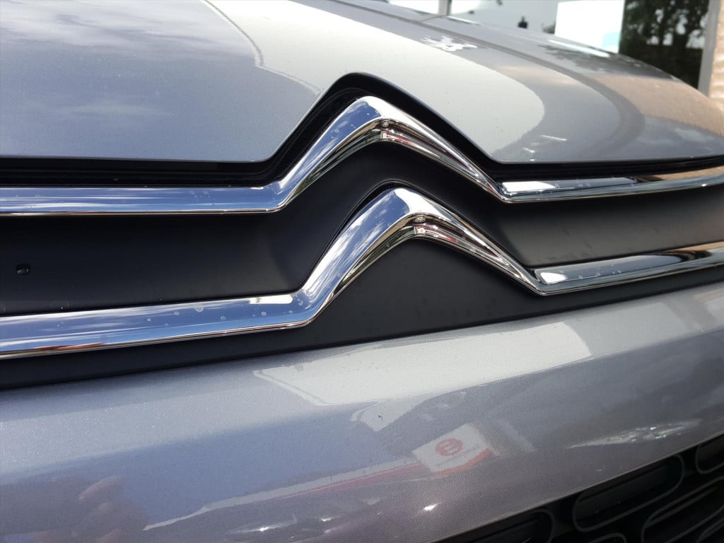 Citroen C3 1.2 puretech 83pk s&s plus navigatie | apple carplay & android a