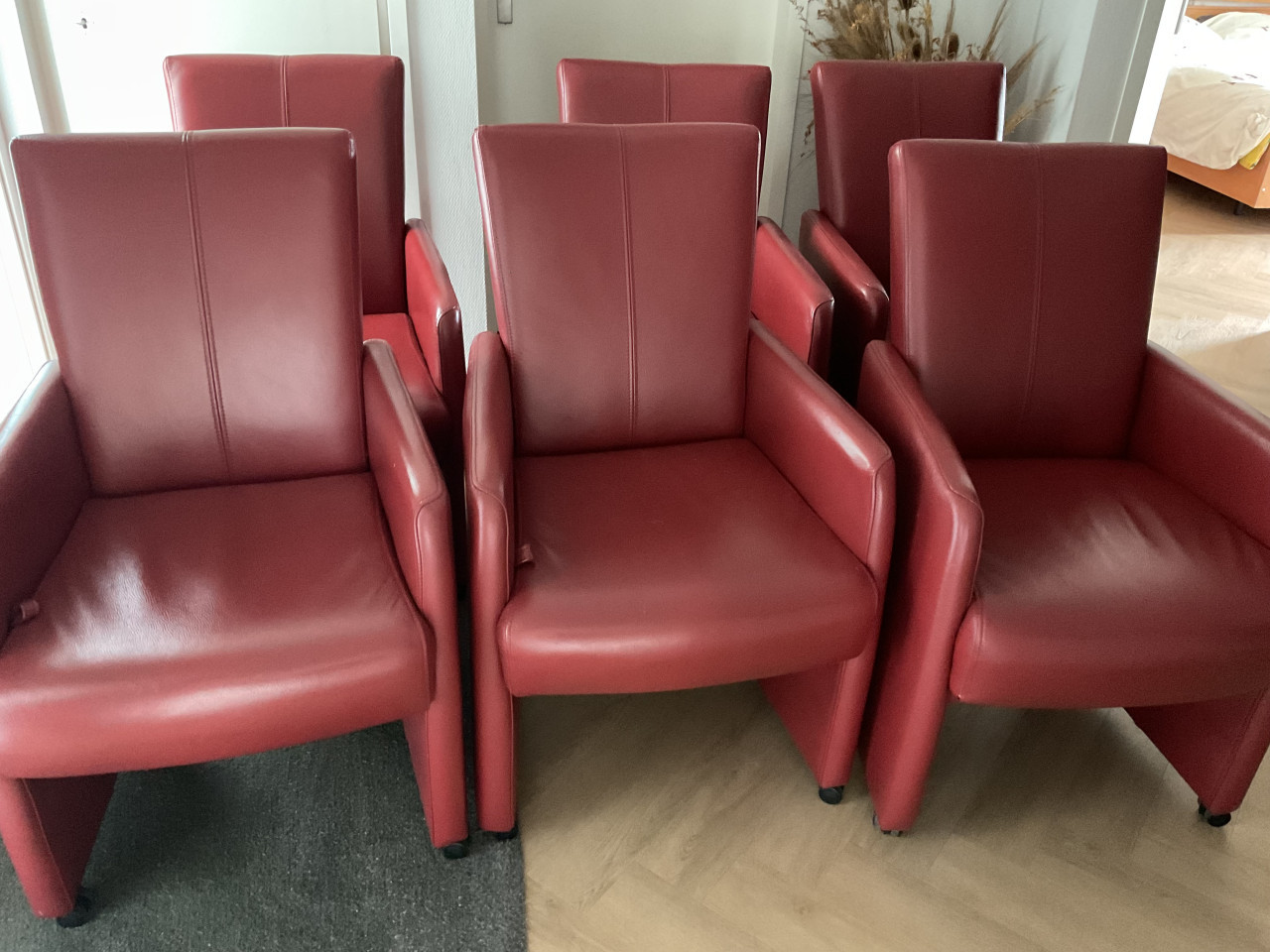 6 eetkamerstoelen leer