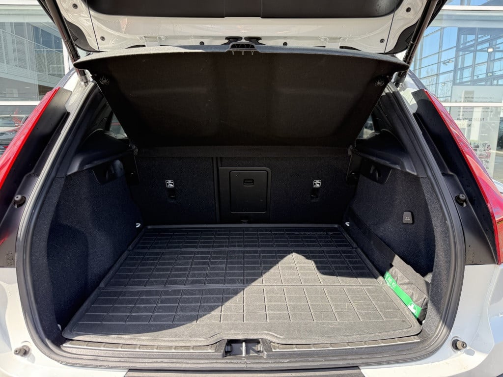 Volvo XC40 t5 262pk recharge| full options ! trekhaak