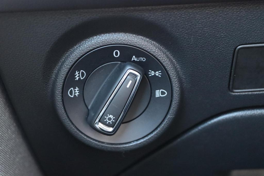 Seat Leon 1.0 ecotsi style business intense 115pk