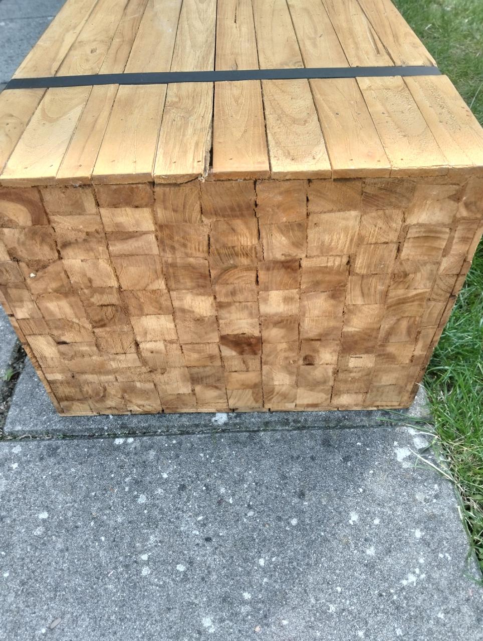 Houten blok-meubel