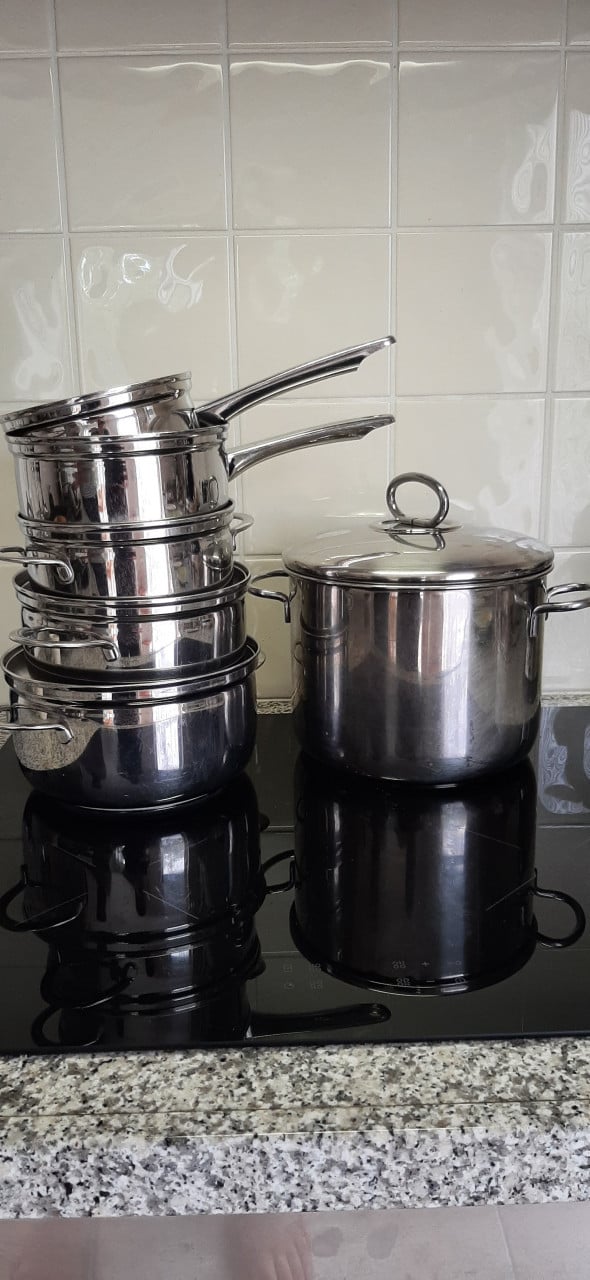 Soeppan en 5-delige BK pannenset