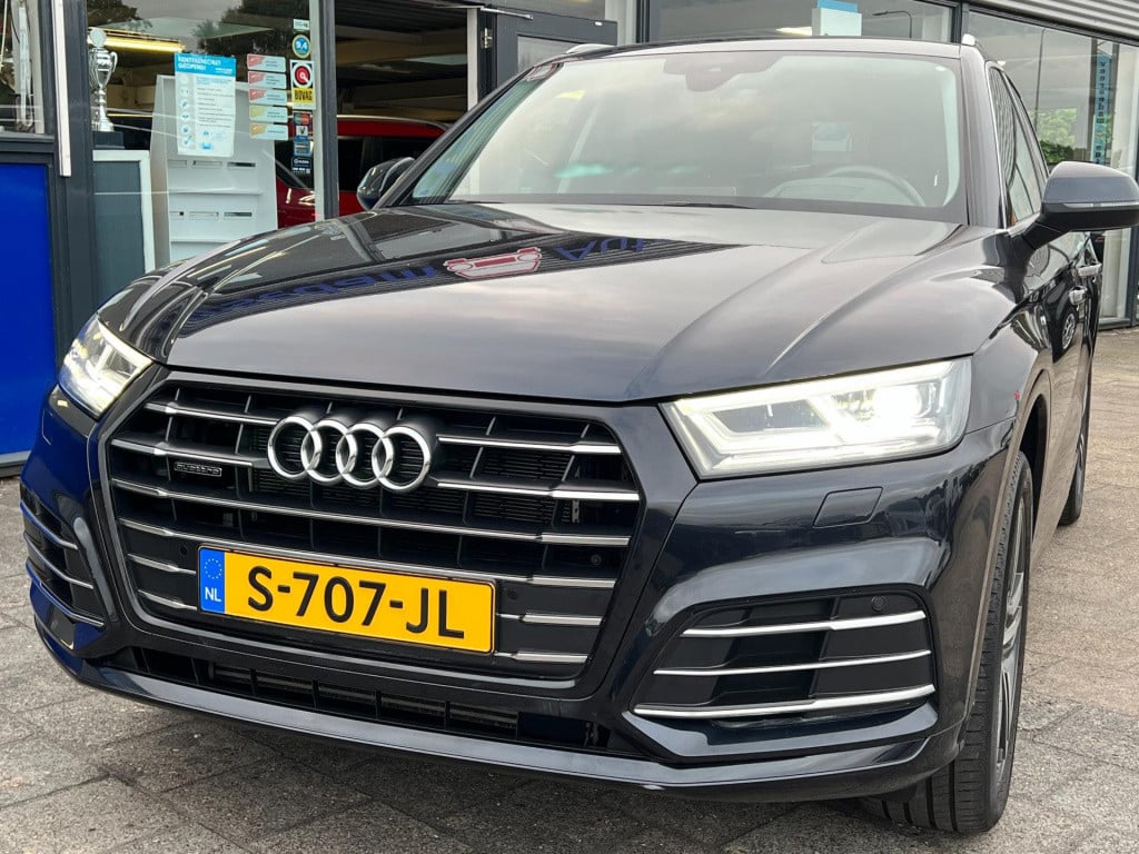 Audi Q5 55 tfsi e quattro competition s-line