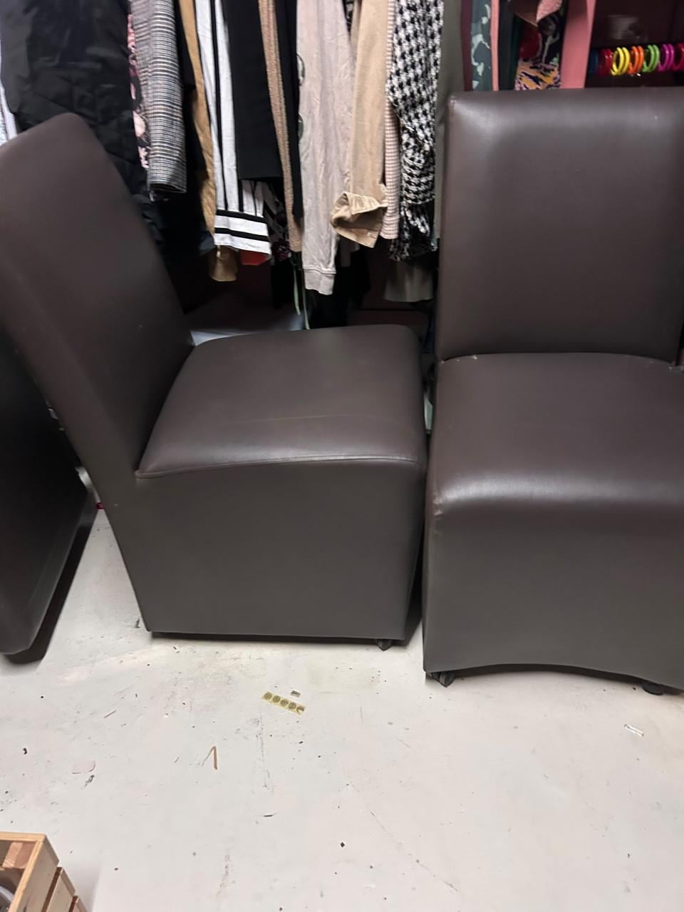 6 donkerbruine eetkamer stoelen