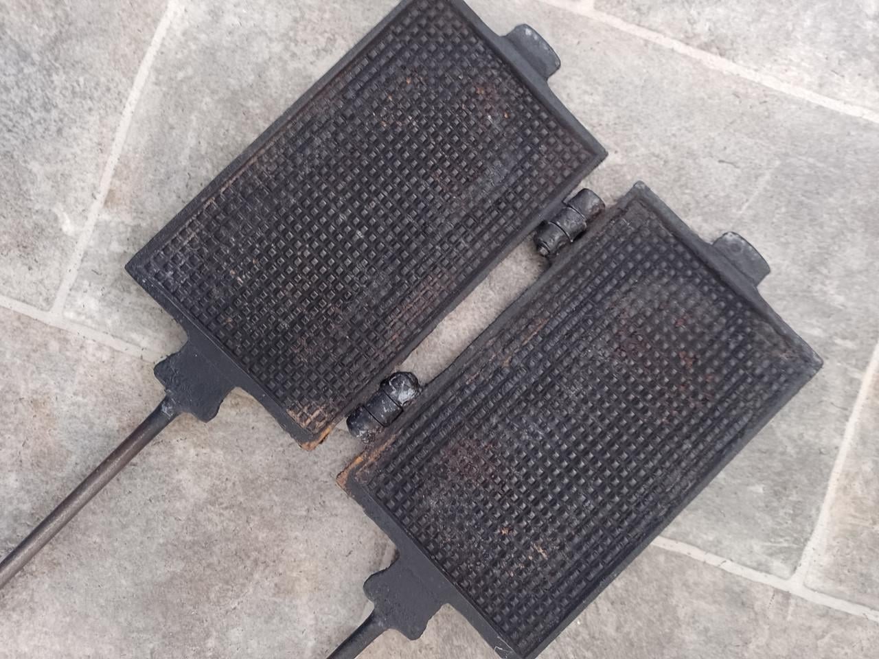 Wafelijzer, voor nieuwjaarswafeltjes