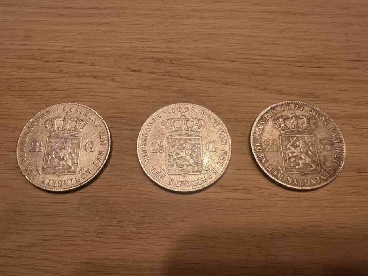 3 mooi oude zilveren rijksdaalders (Willem II en III)