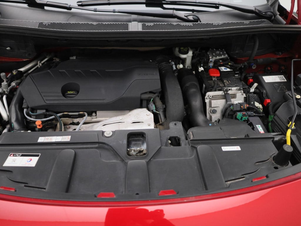 Peugeot 3008 1.6 hybrid 225 gt pack business | automaat | leder | trekhaak 