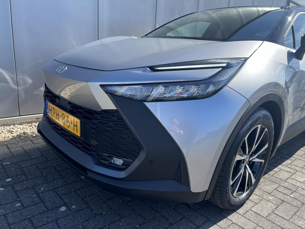 Toyota C-hr 1.8 hybrid 140 dyn