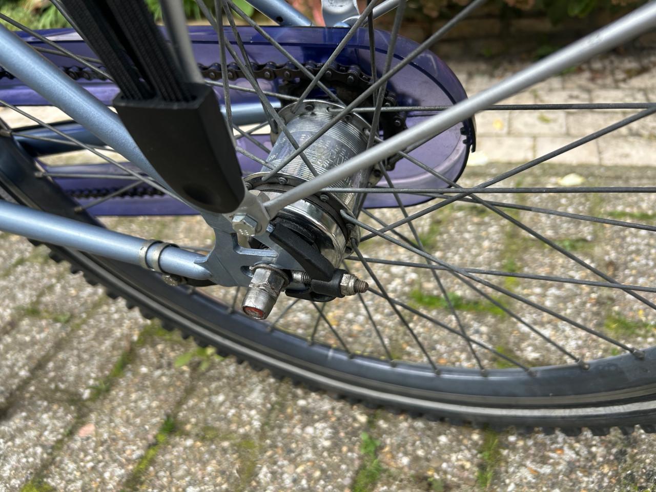 Meisjes fiets Gazelle Cheetah  3 versn velgrem achter rem. In orde gemaakt.