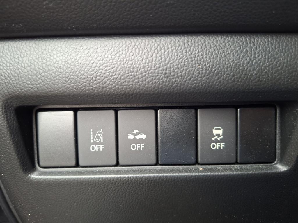 Suzuki Swift automaat stijl 1.2 / 8000 km!!