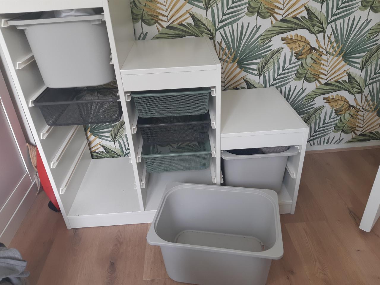 Trap kast, opberg meubel met laden