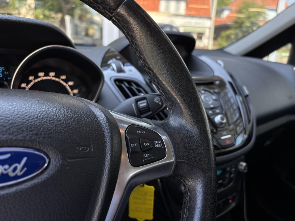 Ford B-max 1.0 ecoboost titanium | trekhaak | cruise | climate | camera