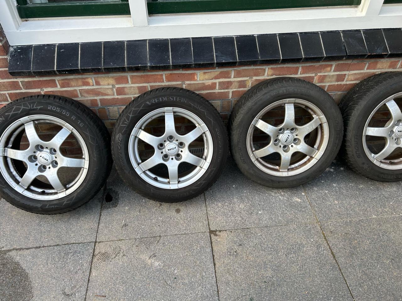 VELGEN MET WINTERBANDEN 5x112