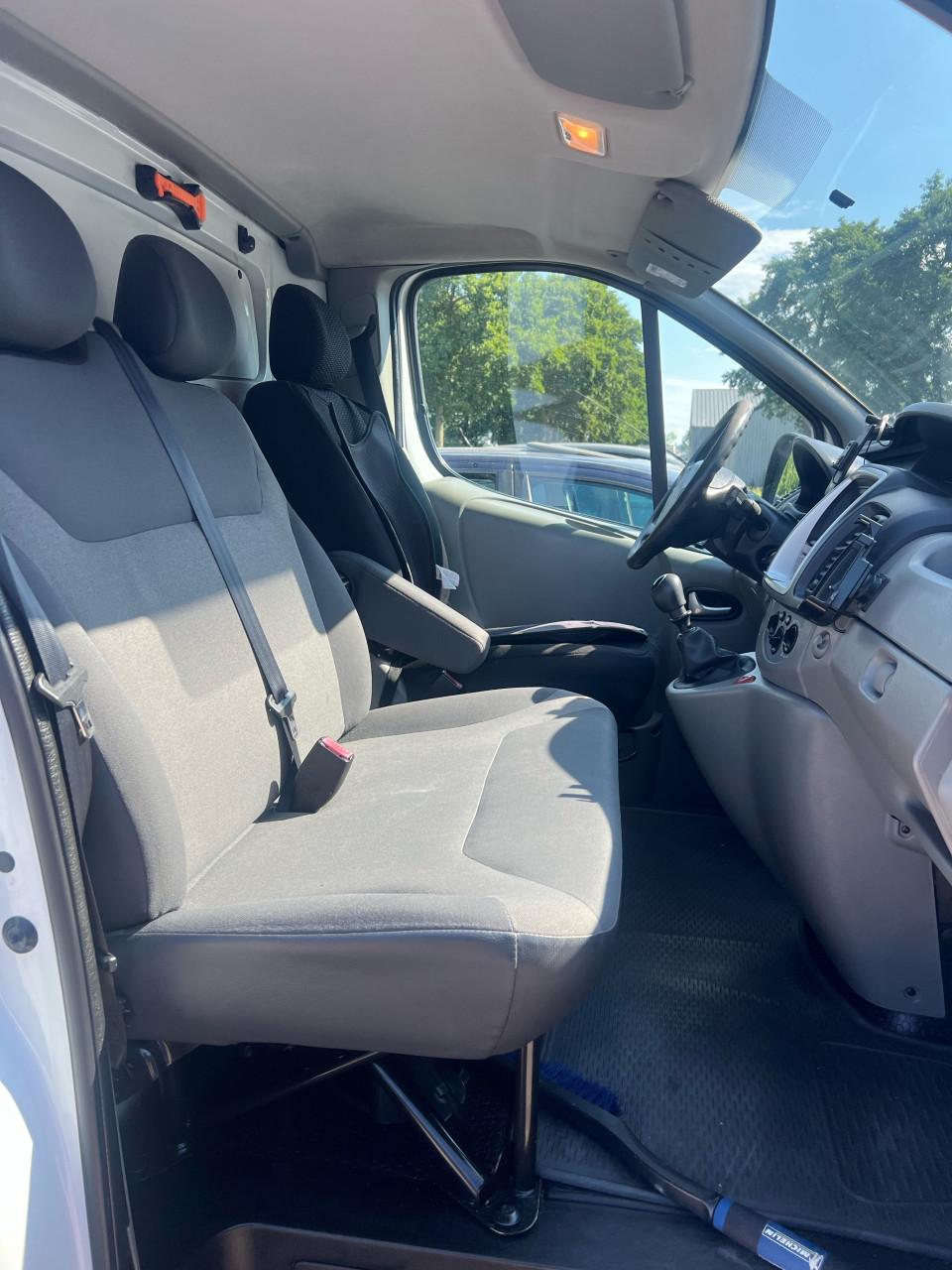 Renault Trafic 2.0 dCi T27 L1H1 Eco 197.465KM