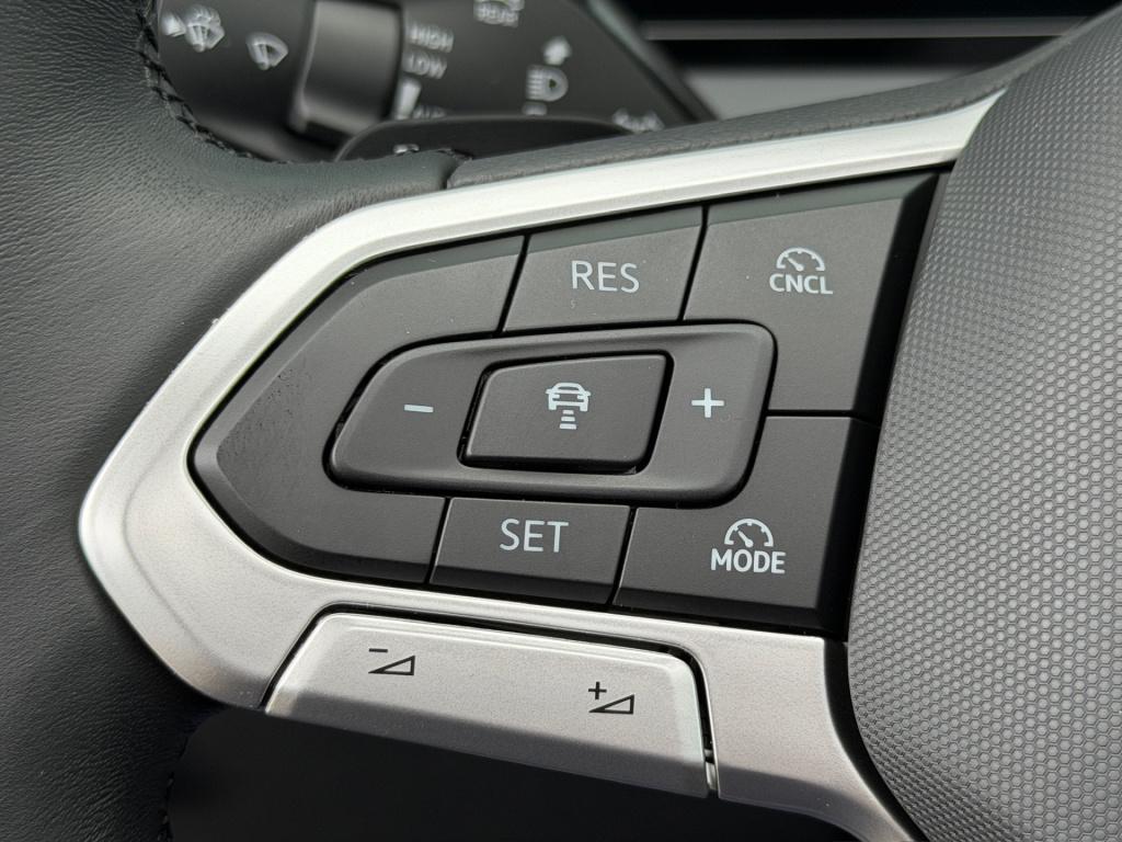 Volkswagen Tiguan 1.5 ehybrid elegance 204pk | trekhaak | 20 inch | 360 cam